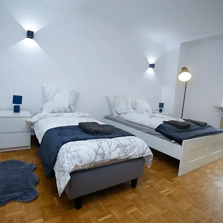 Business & Travel 150m, 15 Min Messe * Frankfurt nad Menem